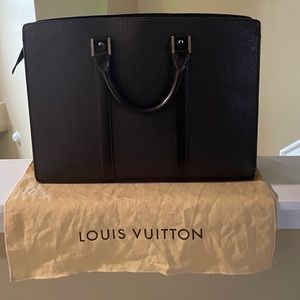 AUTHENTIC Louis Vuitton brief case